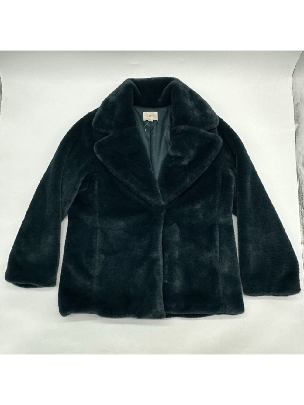 Ann Taylor LOFT Outlet Women’s Size Medium Green Faux Fur Jacket Soft Plush Coat